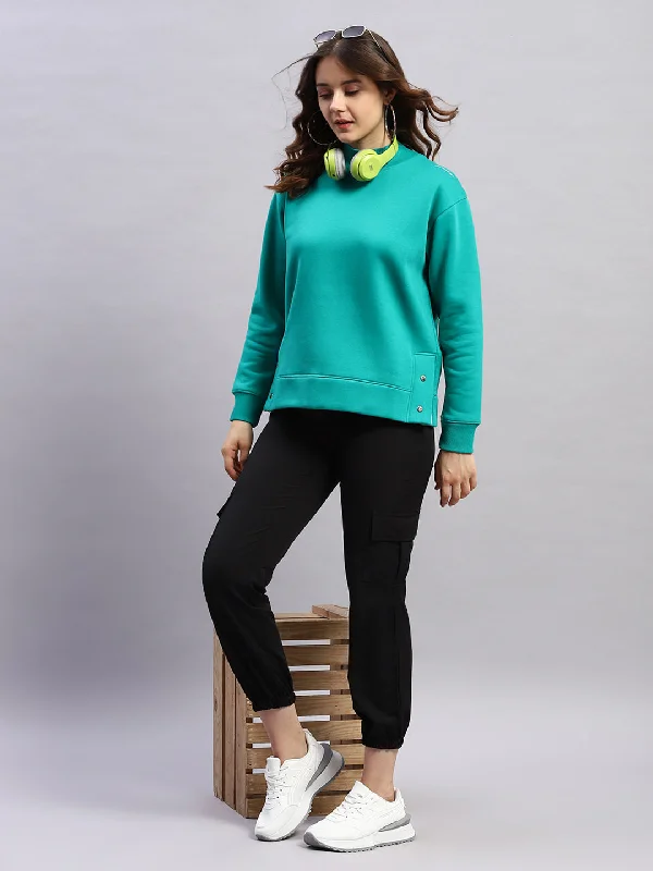 Women Green Solid High Neck Full Sleeve Sweatshirt